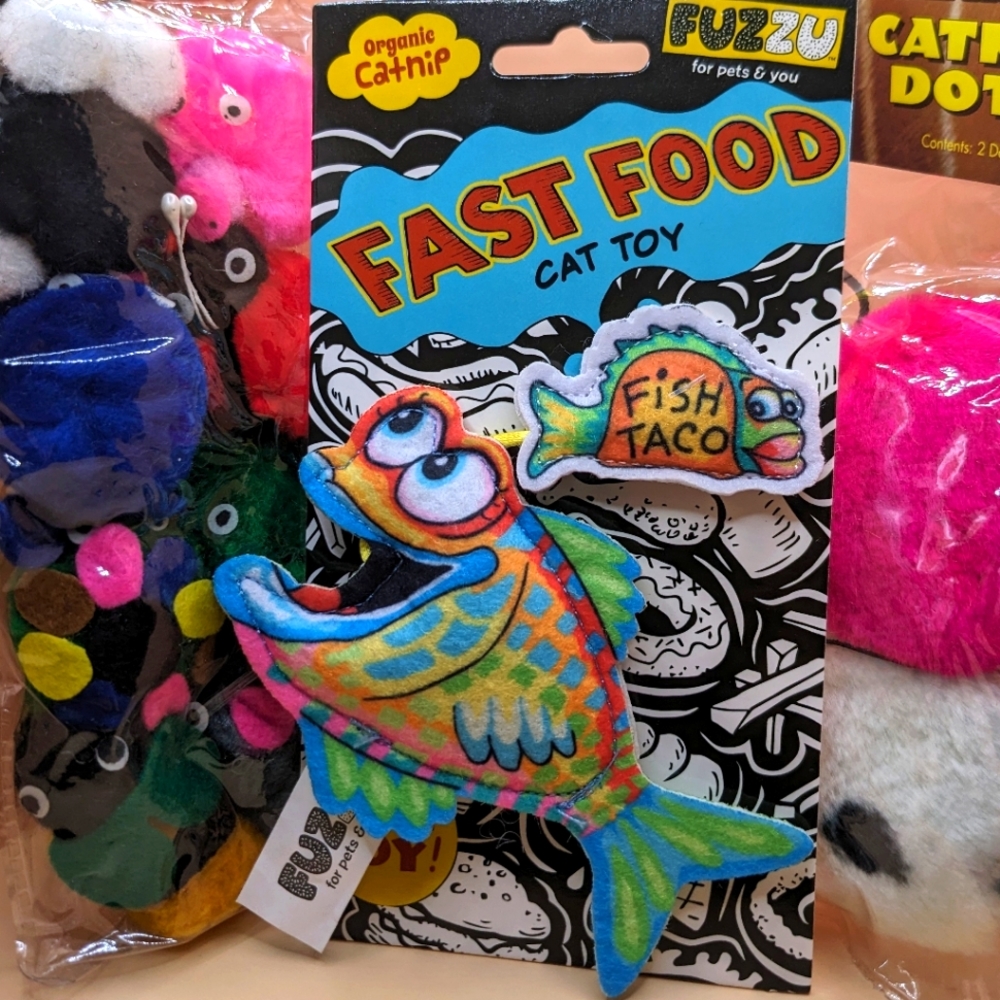 Cat Toy Bundle - 11 pieces + 1 BONUS SURPRISE Toy